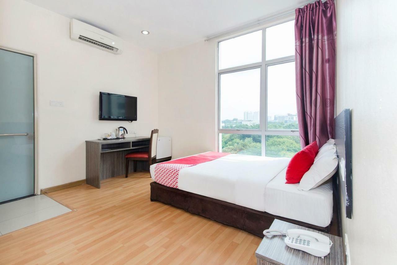 Super Oyo 331 I Boutique Hotel Petaling Jaya Exterior foto