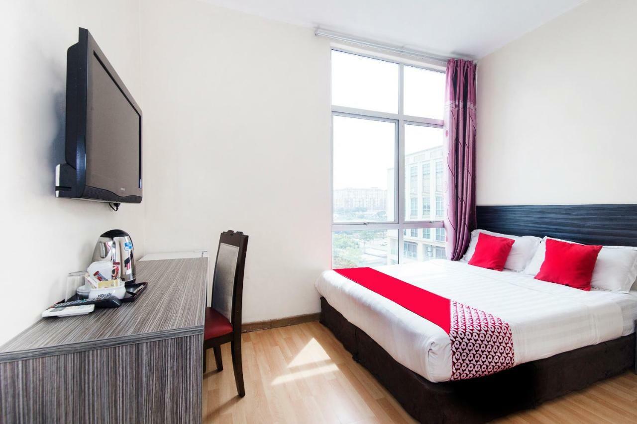 Super Oyo 331 I Boutique Hotel Petaling Jaya Exterior foto