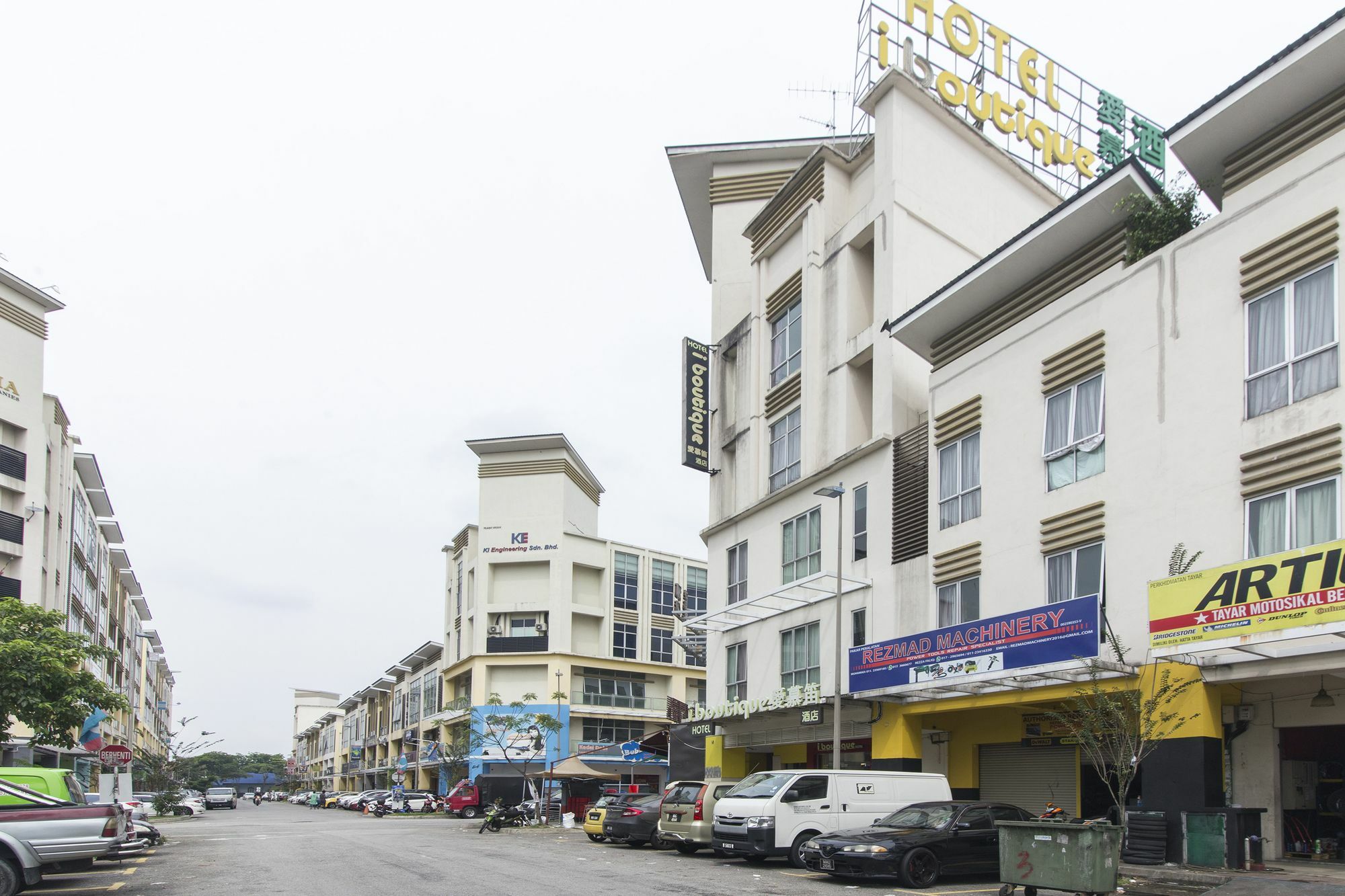Super Oyo 331 I Boutique Hotel Petaling Jaya Exterior foto